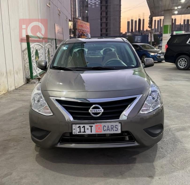 نیسان ڤێرسا